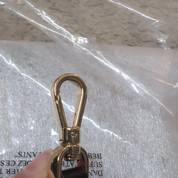 Kate Spade Madison Mini Camera Bag In Black Saffiano Leather - Picture 12 of 17